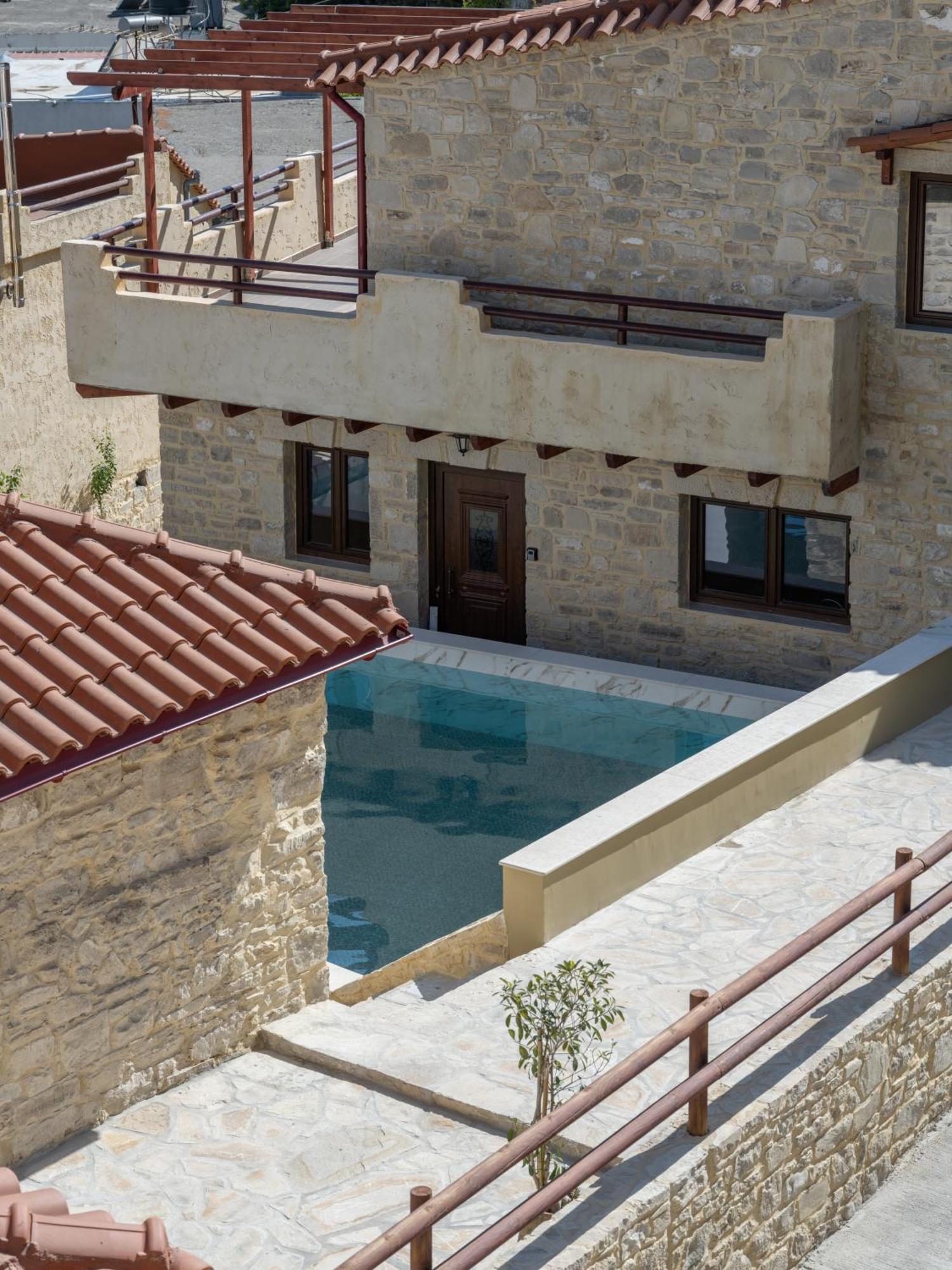 Draganigo Luxury Stone Houses 40 Min From Matala Ano Moulia Exterior foto
